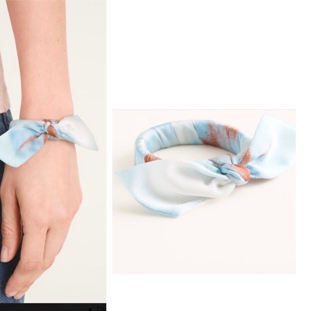 NEW Chico’s Willow aqua scarf bracelet